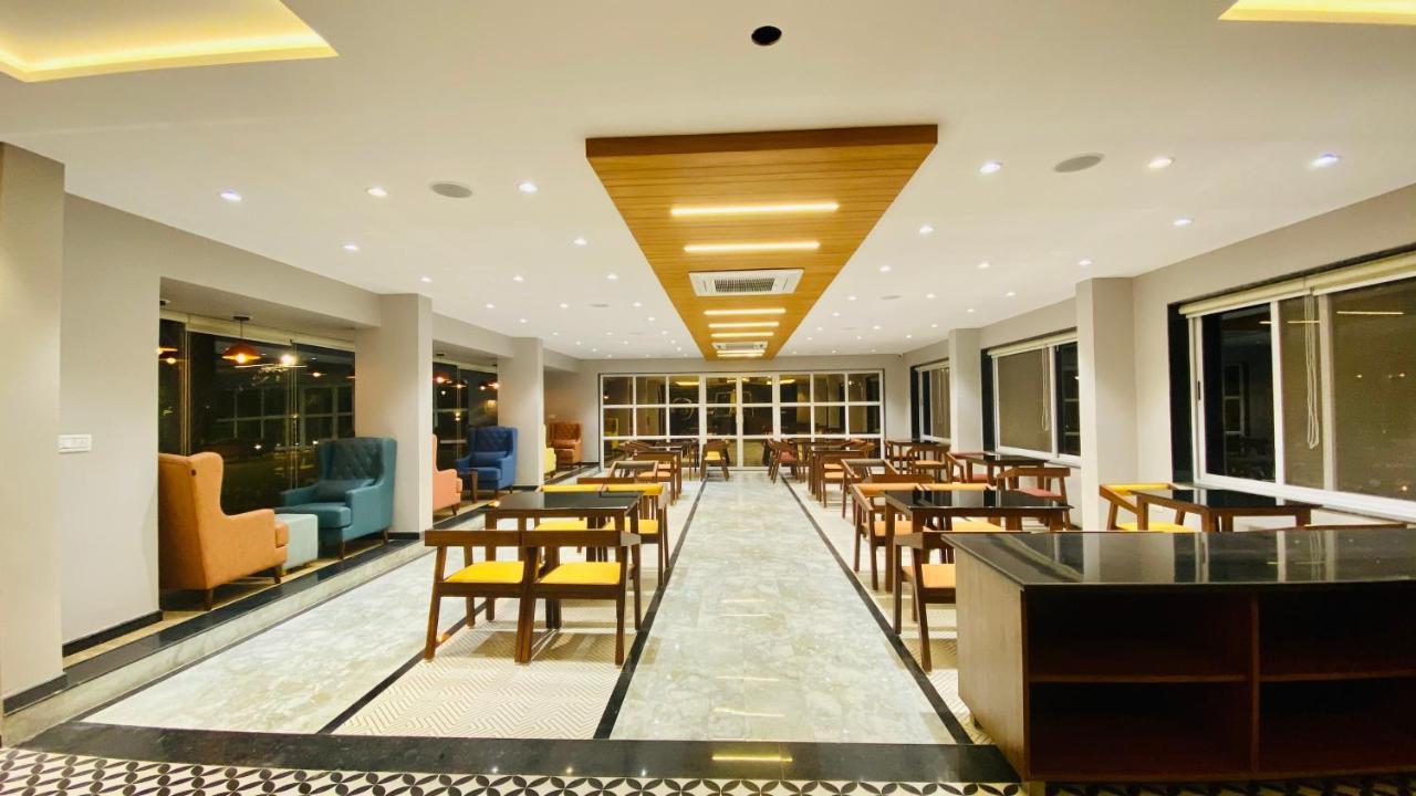 Krishna Riverside Resort Vasad Exterior foto