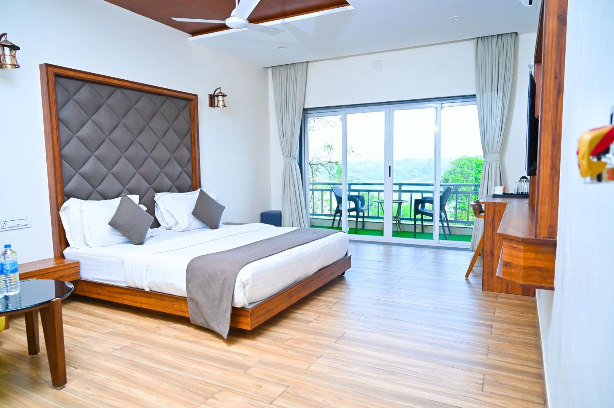 Krishna Riverside Resort Vasad Exterior foto