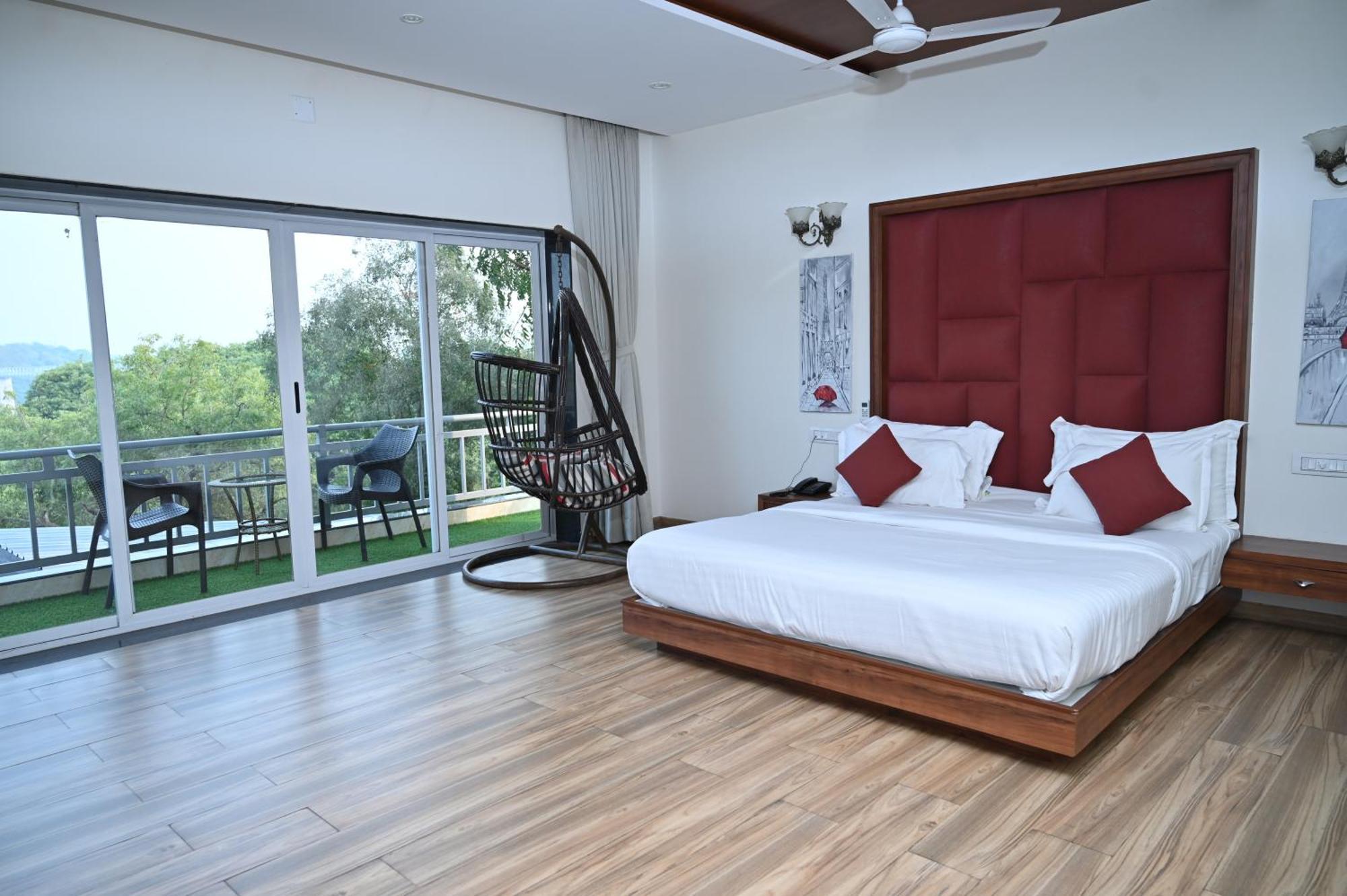Krishna Riverside Resort Vasad Exterior foto